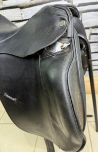 17 1/2” Medium Albion Platinum Ultima Genesis Dressage Saddle - Black