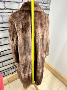 Ladies Approx Size 16 Vintage Fur Coat