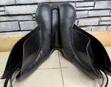 Load image into Gallery viewer, 17” MW Ideal Jessica Dressage Saddle - Black
