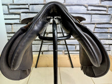 Load image into Gallery viewer, 16” Medium Farrington Pony GP Saddle - Black