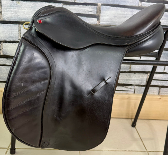 17 1/2” Wide Albion Selecta WH/GP/Jump Saddle - Brown