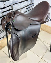 Load image into Gallery viewer, 17” Wide Ideal Apex GP Saddle - Brown