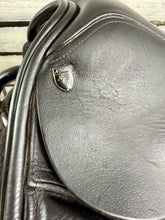 Load image into Gallery viewer, 17” XW Nick Dolman Holistic Dressage Saddle - Black