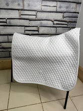 Load image into Gallery viewer, S/H Nuumed Dressage Pad -Large- White