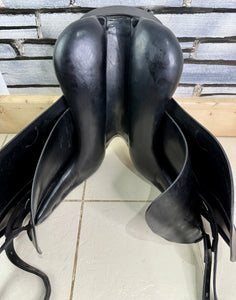 17” MW Amerigo Vega Dressage Saddle - Black