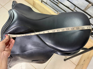 17 1/2” Wide-XW Jeffries Falcon English Event GP Saddle - Black