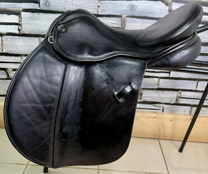 17 1/2” XW Silhouette Cob WH/VSD/GP Saddle - Black