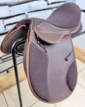 Load image into Gallery viewer, 14” Medium Changeable Gullet Small Pony GP Saddle -Brown Synthetic- Flocked