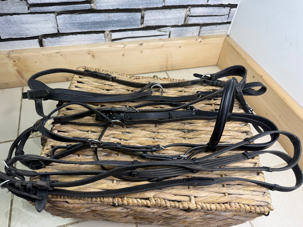 S/H Grackle Bridle, Reins & Hunting Breastplate Set - Full