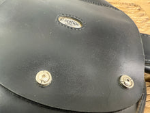 Load image into Gallery viewer, S/H 65cm/26” Prestige Doughnut RP Leather Girth - Black