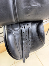 Load image into Gallery viewer, 16 1/2” Wide Oakland House Saddlery GP Saddle - Black - Cob Wide