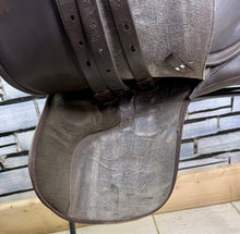 Load image into Gallery viewer, 15” XW Changeable Gullet Wintec Pony GP Saddle - Brown - Flocked