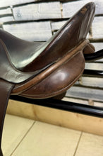 Load image into Gallery viewer, 14 1/2” Medium Farrington Small Pony GP Saddle - Brown