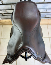 Load image into Gallery viewer, 17” Wide GFS English GP/Jump Saddle - Brown - Square Cantle