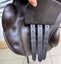 Load image into Gallery viewer, 17” MW Kieffer N. Koof FL Jump Saddle - Brown