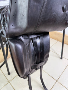 17 1/2” Wide Albion SLK Ultima Dressage Saddle - Brown