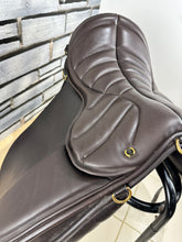 Load image into Gallery viewer, 17” Wide Ideal/WRSC Le Trek/Enduro Saddle - Brown