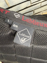 Load image into Gallery viewer, S/H Lemieux Mesh Bamboo Lined Dressage Saddlepad - Black