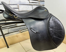 Load image into Gallery viewer, 17 1/2” MW Paul Jones GP Saddle - Black
