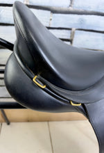 Load image into Gallery viewer, 17” Medium/Changeable Gullet Bates Caprilli GP Saddle - Black Leather
