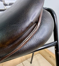 Load image into Gallery viewer, 17 1/2” 30/MW Stubben Roxanne GP/Jump Saddle -Brown- Diamonte &amp; Patent Trim 2025