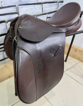 Load image into Gallery viewer, 17” MW Ideal VSD/GP Saddle - Brown