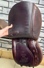 Load image into Gallery viewer, 18” Medium Zaldi Jupiter GP/Jump Saddle - Brown