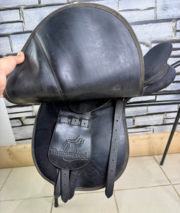 16 1/2” Wide Thorowgood Maxam Cob GP Saddle - Black
