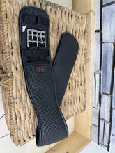 Load image into Gallery viewer, S/H 32” Thorowgood Waffle Dressage Girth - Black