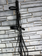 Load image into Gallery viewer, S/H English Hunter Complete Plaited Pelham Bridle - Full