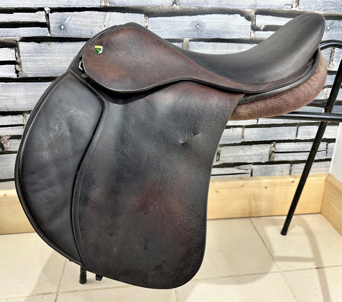 18” Wide Nick Dolman GP Saddle - Brown