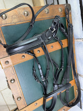Load image into Gallery viewer, Dobert Flash Dressage Bridle - Black - Full - With Reins - Quality Leather