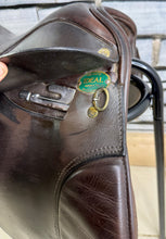 Load image into Gallery viewer, 15” Wide Ideal English Pony WH Saddle -Brown- GP/Workers - W-XW
