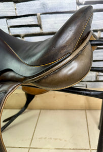 17” MW Black Country Vinici Monoflap Jump Saddle - Brown
