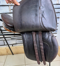 Load image into Gallery viewer, 17” XW English GP Saddle - Brown