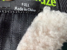 Load image into Gallery viewer, Freegraze Fur Lined Comfort Fieldsafe Grazing Muzzle - Full