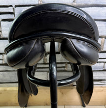 Load image into Gallery viewer, 17 1/2” MW Ideal International Event GP Saddle - Black