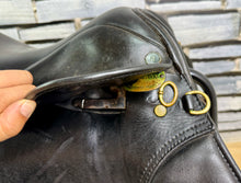 Load image into Gallery viewer, 16 1/2” Medium Farrington Burford Event GP Saddle - Black