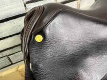 Load image into Gallery viewer, 17 1/2” MN Humphries &amp; Swain Holistic Saddlery GP/Jump Saddle - Brown