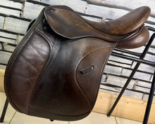 Load image into Gallery viewer, 16 1/2” XW/Changeable Gullet Shires Optimus Leather GP Saddle - Brown