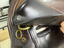 Load image into Gallery viewer, 17 1/2” Wide-XW Frank Baines Eclipse GP Saddle - Brown