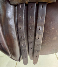 Load image into Gallery viewer, 17” XW Jeffries Stamford WH Saddle - Brown