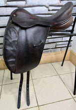 Load image into Gallery viewer, 18” Medium Ideal Jessica Dressage Saddle - Brown