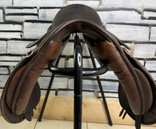 Load image into Gallery viewer, 15” Wide Champion English Pony WH/Show Saddle - Brown