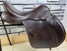 Load image into Gallery viewer, 17 1/2” Wide Barnsby GP Saddle - Brown