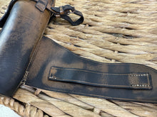 Load image into Gallery viewer, S/H English Leather Vintage Hunting Saddle Flask Case