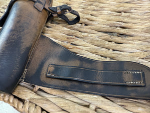 S/H English Leather Vintage Hunting Saddle Flask Case