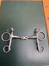 Load image into Gallery viewer, 4 1/2” Fylde French Link Show Pelham Bit - Showing