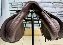 Load image into Gallery viewer, 17 1/2” MW Winners Circle Jump Saddle - Brown