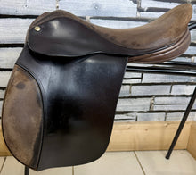 Load image into Gallery viewer, 17 1/2” Wide Ideal VSD/WH English Saddle - Brown - Working Hunter Cob - Part Suede